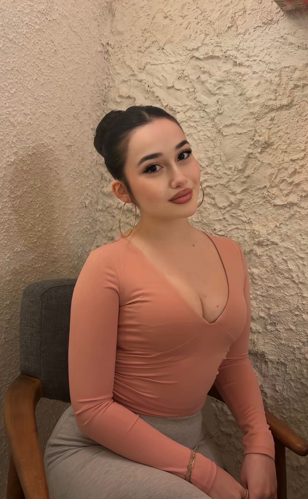 Mahmudiye Zarif Sevgili Escort Bayan Nehir